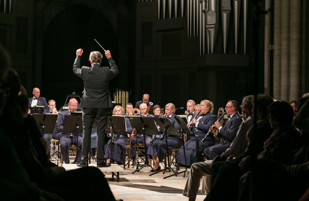 På farten til Horten for å motta Kulturrådets ærespris for 2016, som tildeles Forsvarets musikk! Prisen overrekkes kl. 18. Vi er beæret!