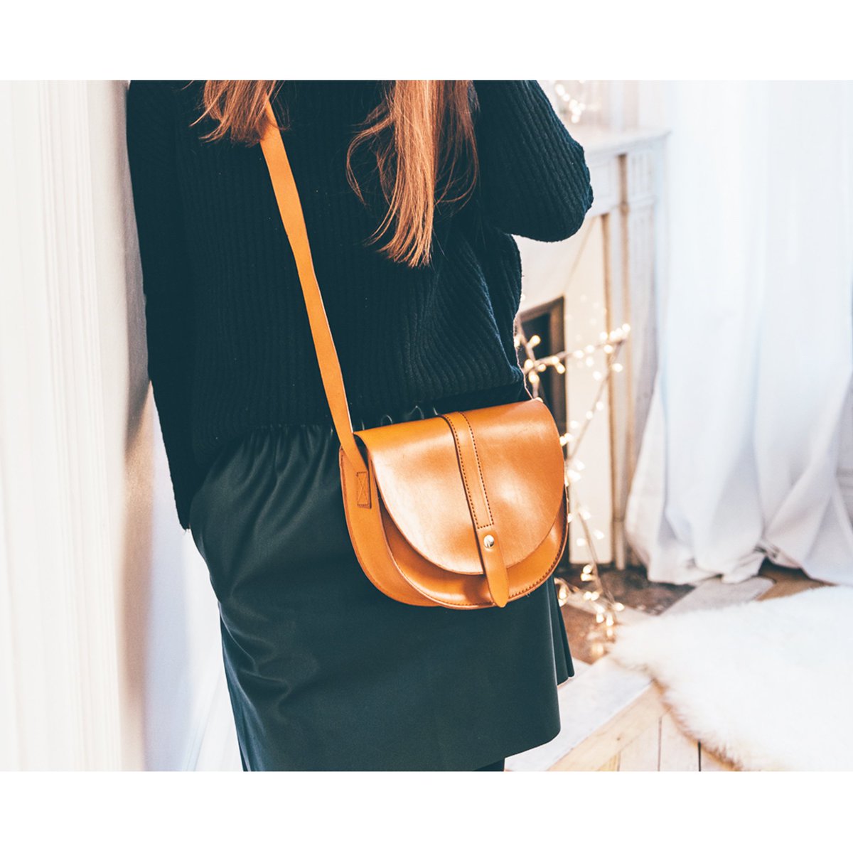 Notre petite jupe vert émeraude se marie à merveille avec Jade, votre sac chouchou de l'hiver  sur koukaparis.com ❤️ #eshop #winter