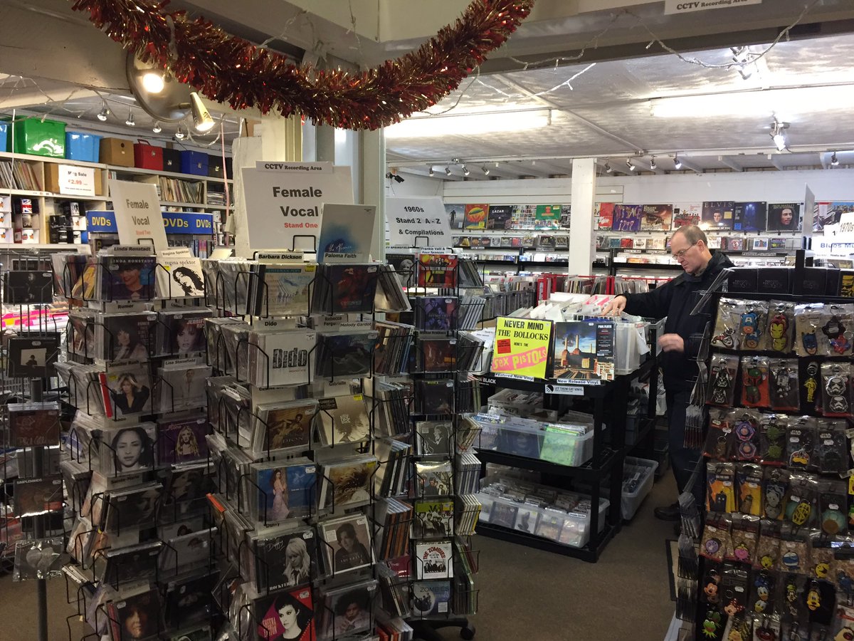 MusicNostalgia1's tweet photo. It's late night shopping in Truro tonight, open till 9pm Masses of New vinyl just put out inc indie exclusive LPs #records #vinyl #music #lp https://t.co/ThqcdWsqq9