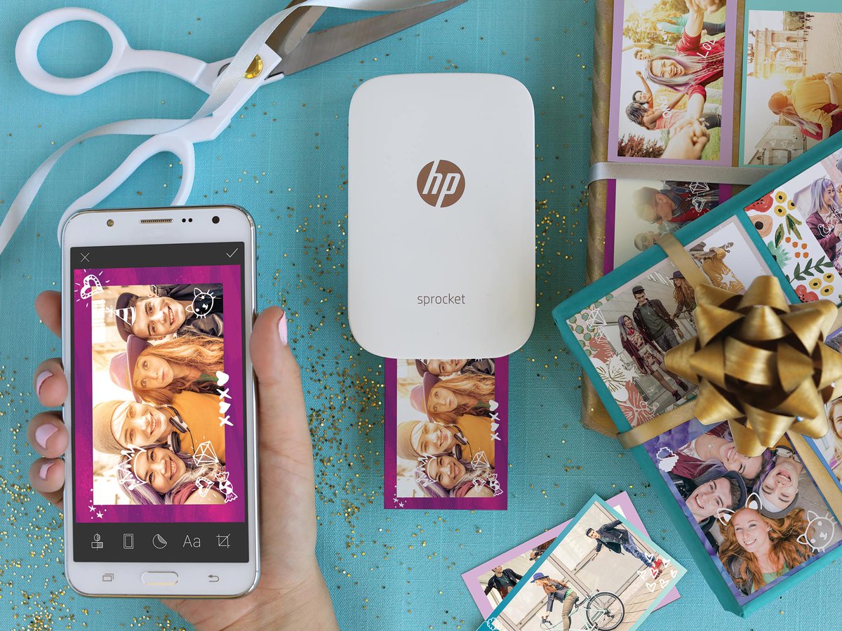 Make wrapping a snap with instant, stickable HP Sprocket prints. bit.ly/2hkLymI #SprocketinMyPocket  #HPSprocket