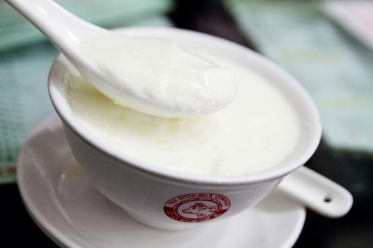 For the ultimate steamed #milkpudding in #HongKong, you must try Yee Shun Milk Company in #CausewayBay. #localeats #foodies #eatlikealocal