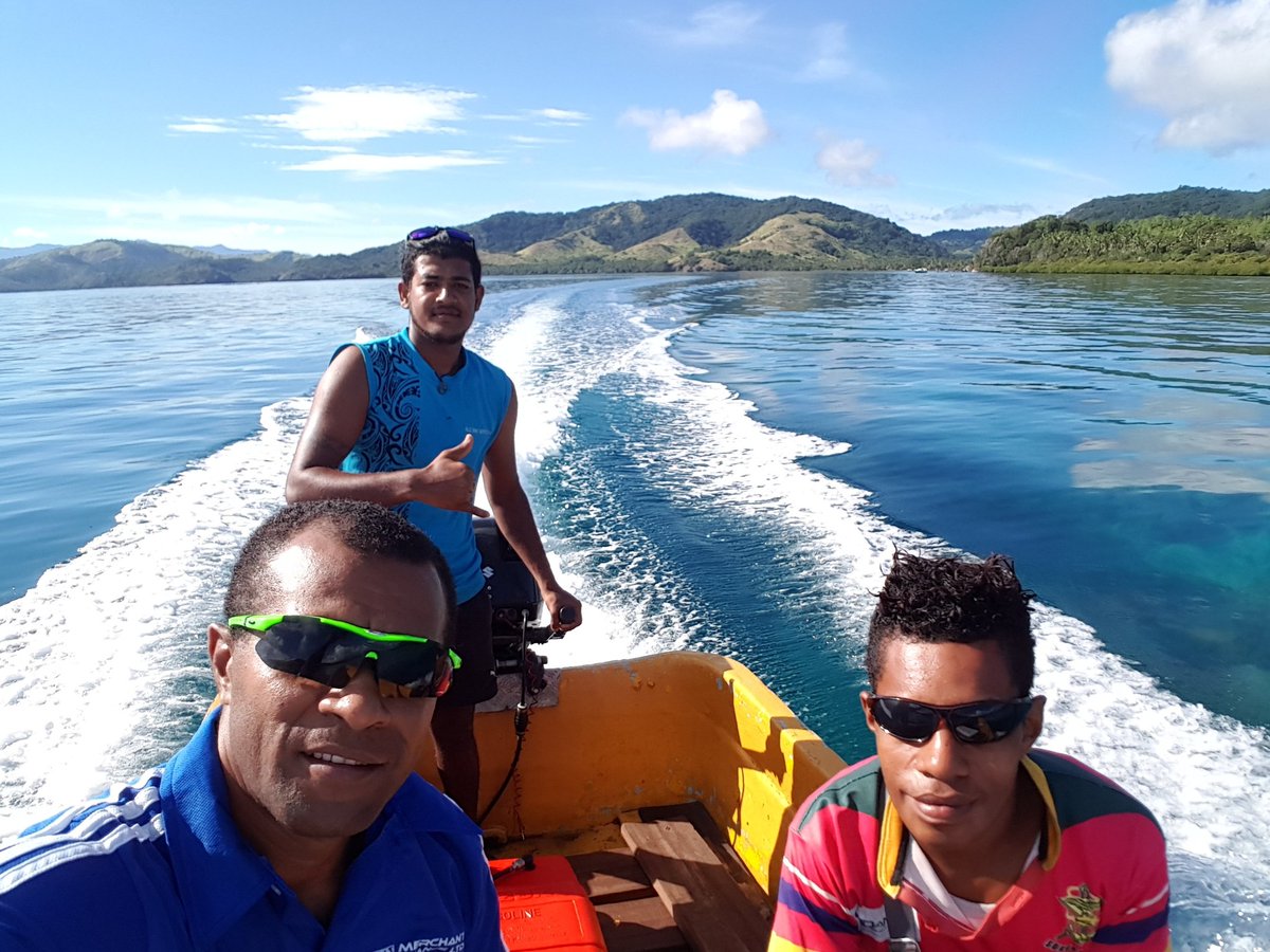 MerchantFiji's tweet photo. Boat ride from Taveuni to Natuvu. What a beautiful day crusing through the calm waves. TALK2TAVEUNI and TALK2NATUVU... https://t.co/8YI0Ww4J5a