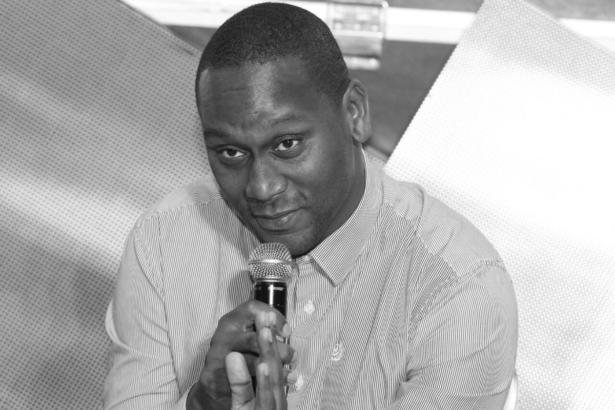 GiftedDjs's tweet photo. Celebrated DJ @coderedstylez sharing his wisdom with the #GiftedDjs at the #GiftedDjsSemiFinals https://t.co/KKU0R38AsP