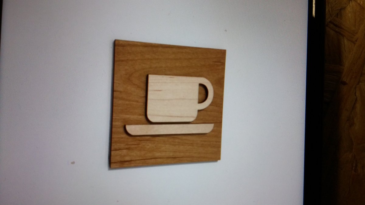 FablabDescartes's tweet image. Pour fabriquer vos cadeaux, ça se passe au @FablabDescartes la semaine prochaine goo.gl/7DLHcl #Noel #cadeau #maker #FabLab