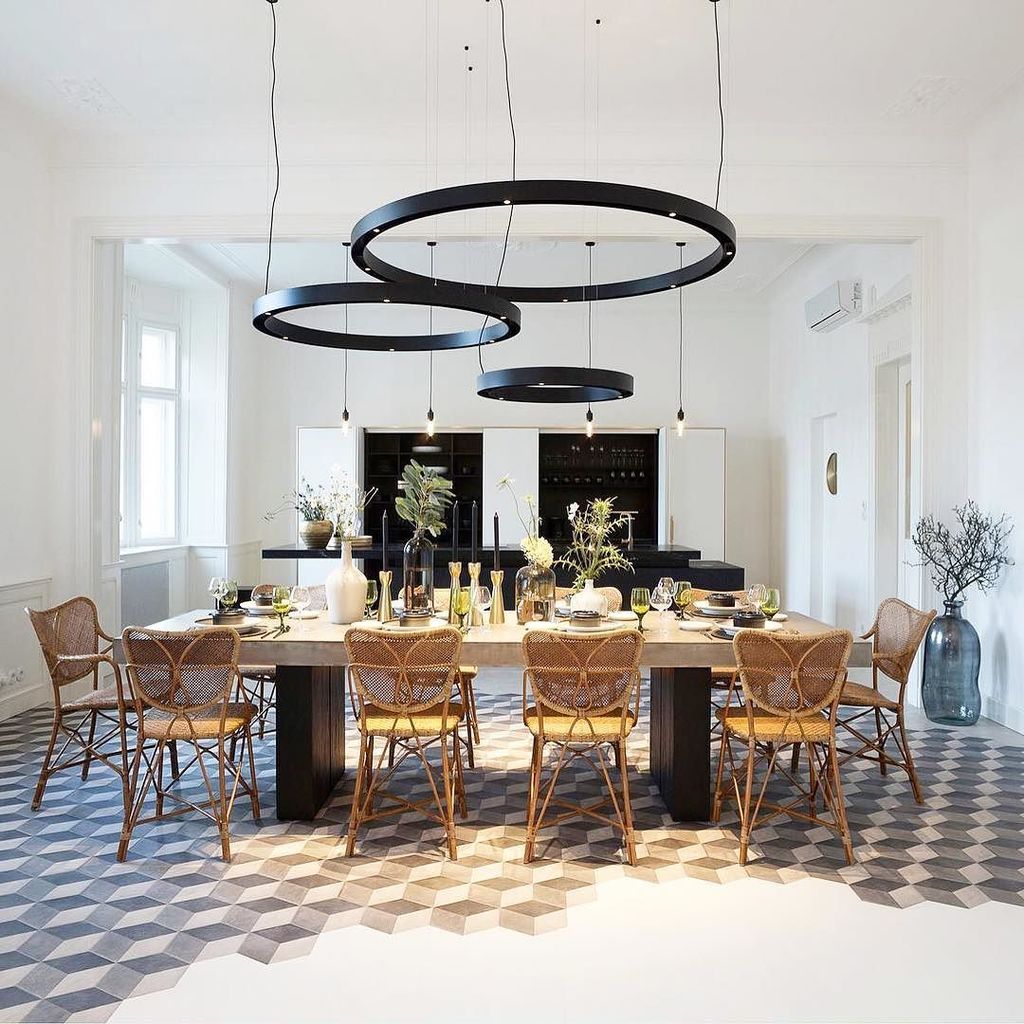 Big and bold, but never overpowering: SUPER-OH pendant lamp by #DeltaLight is made up of a… ift.tt/2hMxn6G