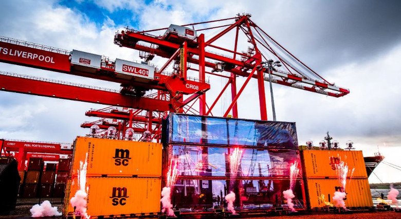 Lpool_Waters's tweet photo. Port of Liverpool's new £400m shipping terminal open for business https://t.co/JnXE2bzaOU https://t.co/hBfvT44BgU