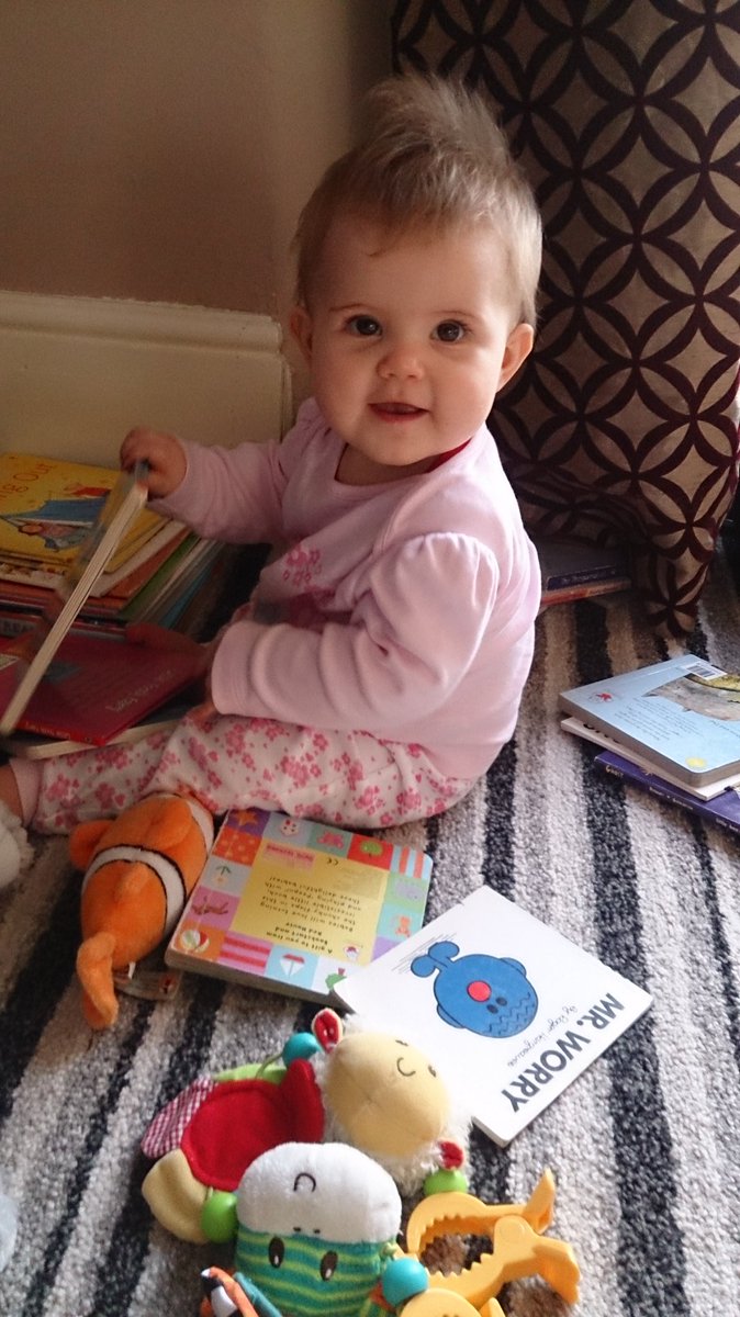VickyTheVillain's tweet photo. This is Esme she's 10 months old, we'd love to see her at the top of your tree, merry Christmas! ๐๐ @thismorning #tmtreeselfie https://t.co/USWAlJ0YAO
