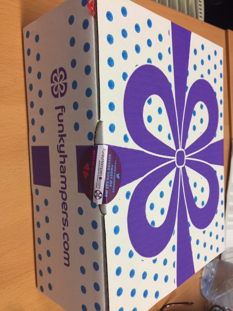 Fanhams_Hall's tweet image. Thank you to our amazing DJ Barney for our #christmastreats @PartyEvents1 #fanhamshall #tistheseason @Funkyhampers 🎄