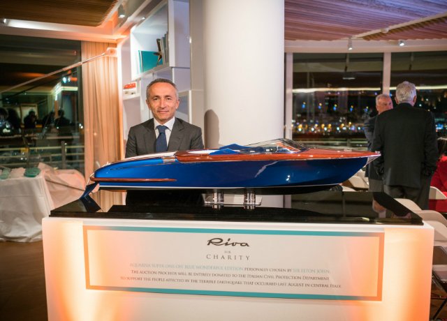 FerrettiGroup's tweet photo. The unique Aquariva Super " #BlueWonderful " created by #FerrettiGroup together with @eltonofficial sold at auction.
https://t.co/MfDLIVAzFc https://t.co/QHrjzScd7o