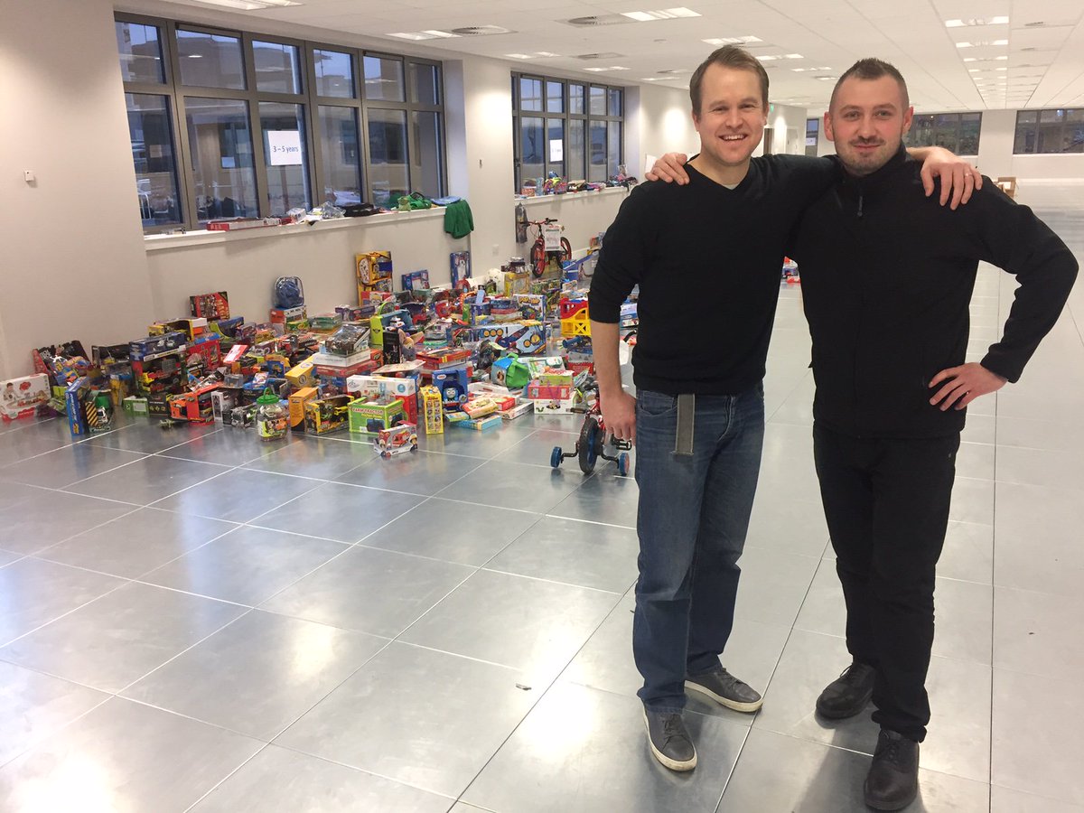 FirstIntegrated's tweet photo. 1st Integrated were very busy last week collecting, sorting and delivering Christmas presents for @NSCashforKids https://t.co/wSWK5ODsDv https://t.co/WDPzEjuO63