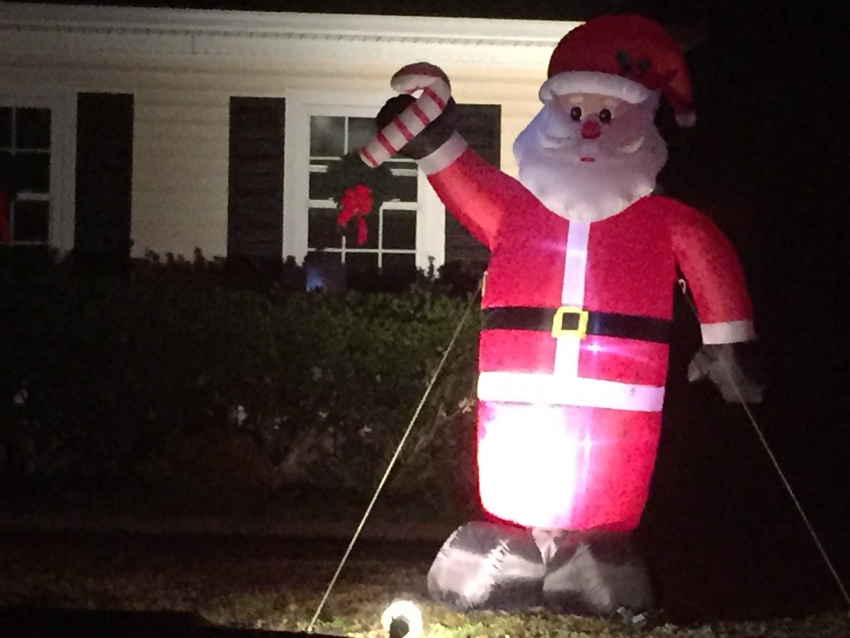 ballrunning's tweet image. | Soon Santa | #run #photo 121416 #rwrunstreak #runningeveryday #runstreak day 2901