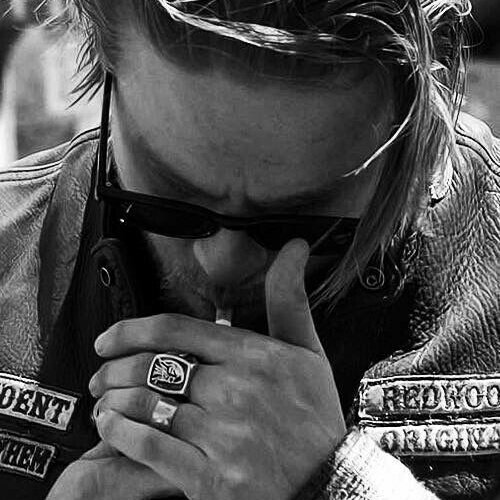 Jax Teller (@angelsfxcker) on Twitter photo 