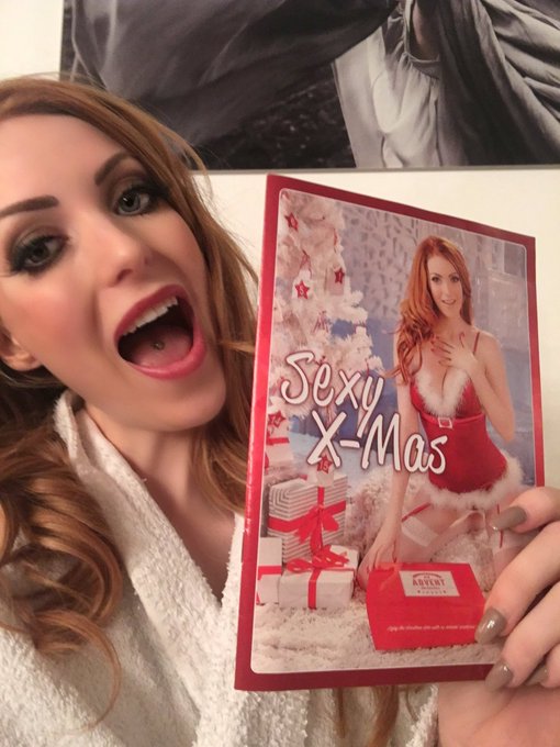 Me on the front of Orion's xmas catalog! ❄️ @girlsoho https://t.co/BmXxGwcSS3<a class="tags" target="_blank" title="On Twitter" href="/?out=eyJ0eXAiOiJKV1QiLCJhbGciOiJIUzUxMiJ9.eyJpYXQiOjE3MjE3MzEwOTMsImlzcyI6InR3cG9ybnN0YXJzLmNvbSIsIm5iZiI6MTcyMTczMTA5MywiZXhwIjoxNzUzMjY3MDkzLCJyZWRpcmVjdF91cmwiOiJodHRwczovL3R3aXR0ZXIuY29tL2dpcmxzb2hvIn0.5ZzgP_D1htO9M7B7fB1cIqBMXh68iJhng0wl7zjvo4SMrZuliP5RDolFWxBchUAhVmY8ddAhcPqD_4J3dPyzeQ">@girlsoho</a><a href="/tag/tb"class="tags"><span>#tb</span></a>