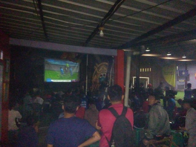 Suasana Nobar INDONESIA vs THAILAND #AFFCup2016