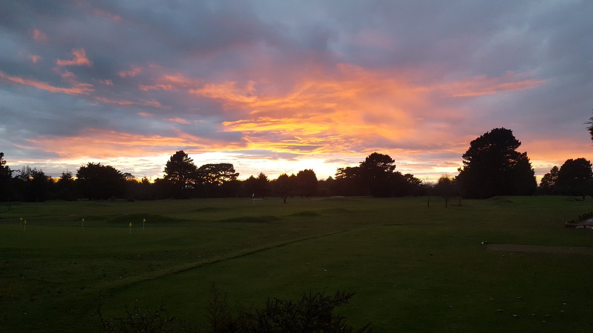 GCCanaries's tweet photo. Ninth Green Golf HCGC Pro Shop

107 Lymington Rd, Highcliffe, Christchurch BH234LA
01425 460307 https://t.co/2yP43J6tIO https://t.co/XPzGmGQmR1