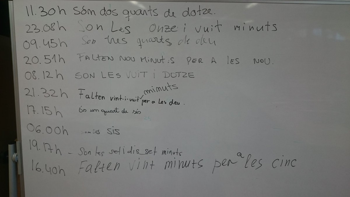 CNLGirona's tweet image. Qui diria que aquests alumnes avui han après, per primer cop, les hores en català? #bàsic1 #català #PlatjadAro