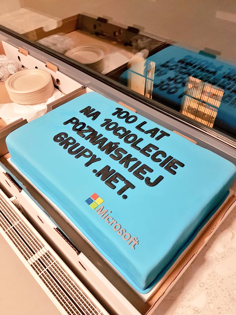 pgdotnet's tweet image. A w tle już czeka na uczestników naszego spotkania niespodzianka od @MicrosoftPolska - dziękujemy! #pgdotnet