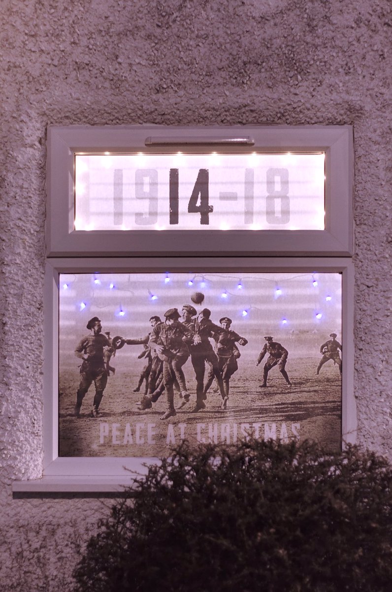 A masterpiece in #adventwindow tonight on mill street