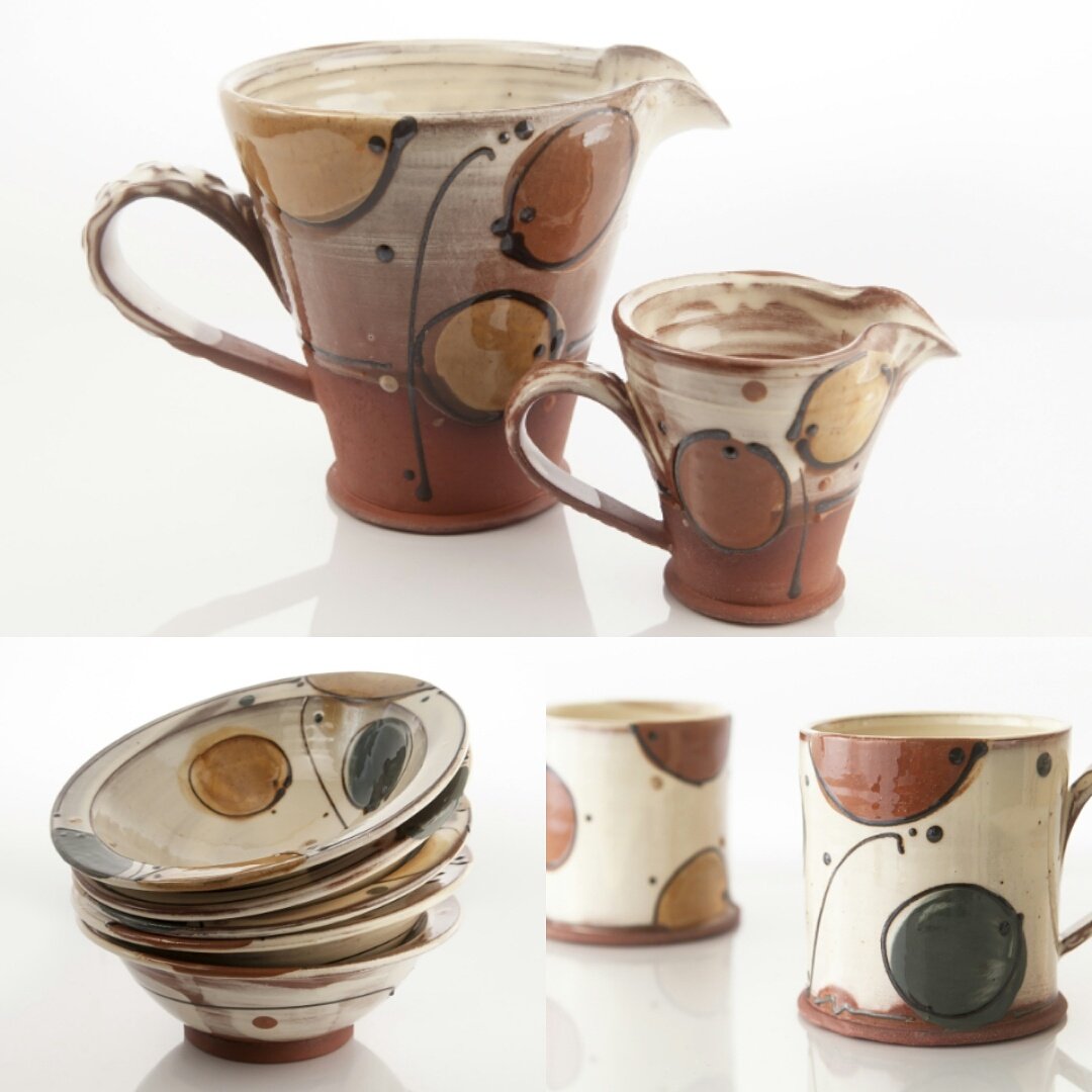 MakersWales's tweet photo. Mugs, Bowls and Jugs by Jennifer Hall, from £25 @jennythepotter  #christmasgiftideas #handmadeinwales https://t.co/DJEWvL8W7M
