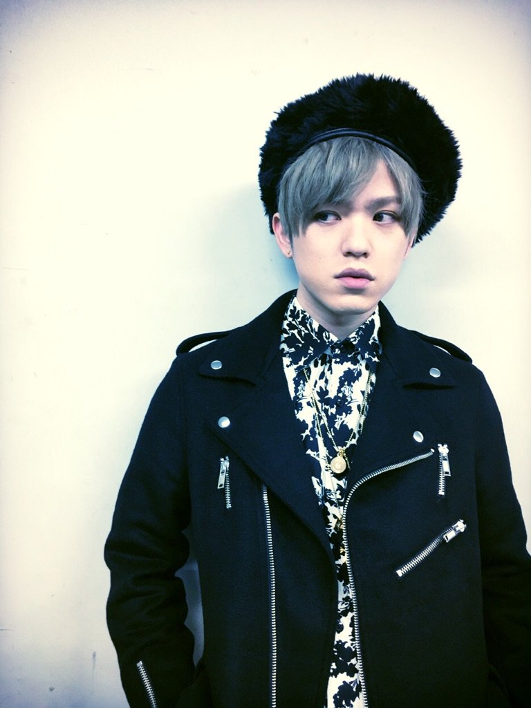 Kotd ベレー帽 アッシュグレー 秀太 最強 この方程式は覚えとかないとね a 末吉秀太 T Co Ont68mjhly Twitter