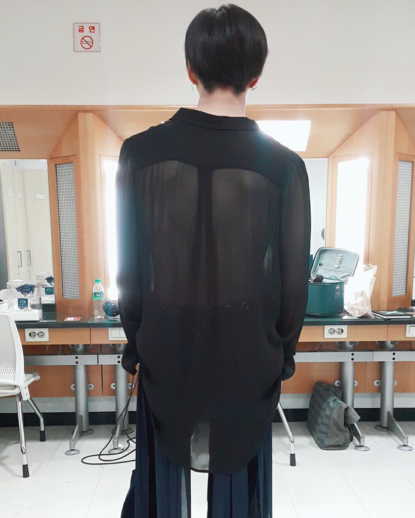 intaemin's tweet photo. 민나잇쇼니태민시마쇼
#SHINeeの真ん中の人 https://t.co/WVRCYnBGYv