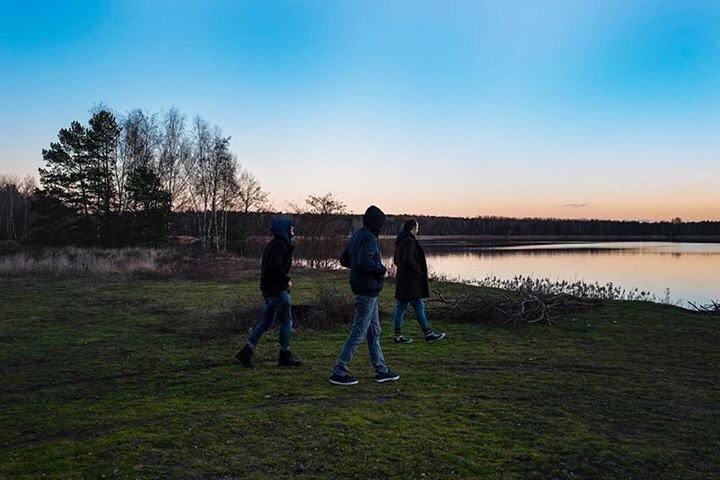 thetroublenotes's tweet photo. #greattimes with @centrefilms #thetroublenotes @medienboard @lieblingbrandenburg #violinis… https://t.co/gndRqbM59r https://t.co/z9598UtpcD