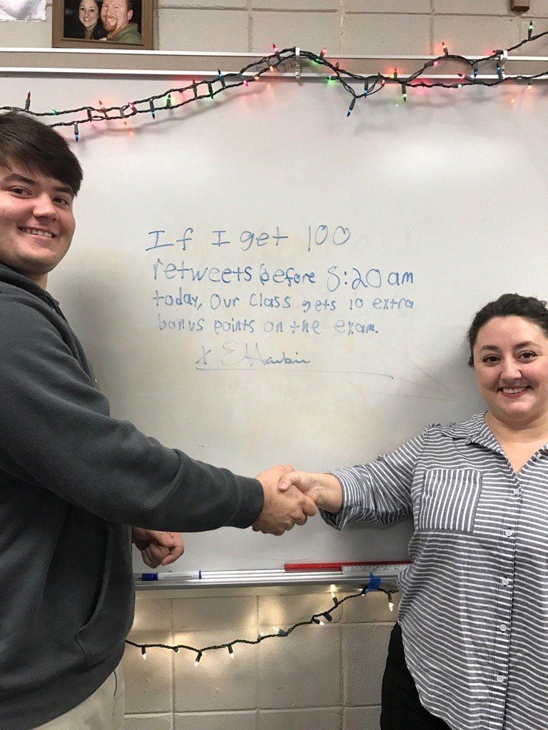 AndersonBrian98's tweet photo. PLEASE HELP ME OUT 20 MINUTES TO GET 100 RETWEETS https://t.co/IGdKIq4BbU