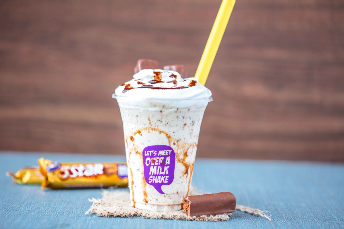 5 Star Choco Shake

#tempteys #milkshakes #thickshakes #5star #chocolate #shake #letsmeetoveramilkshake
