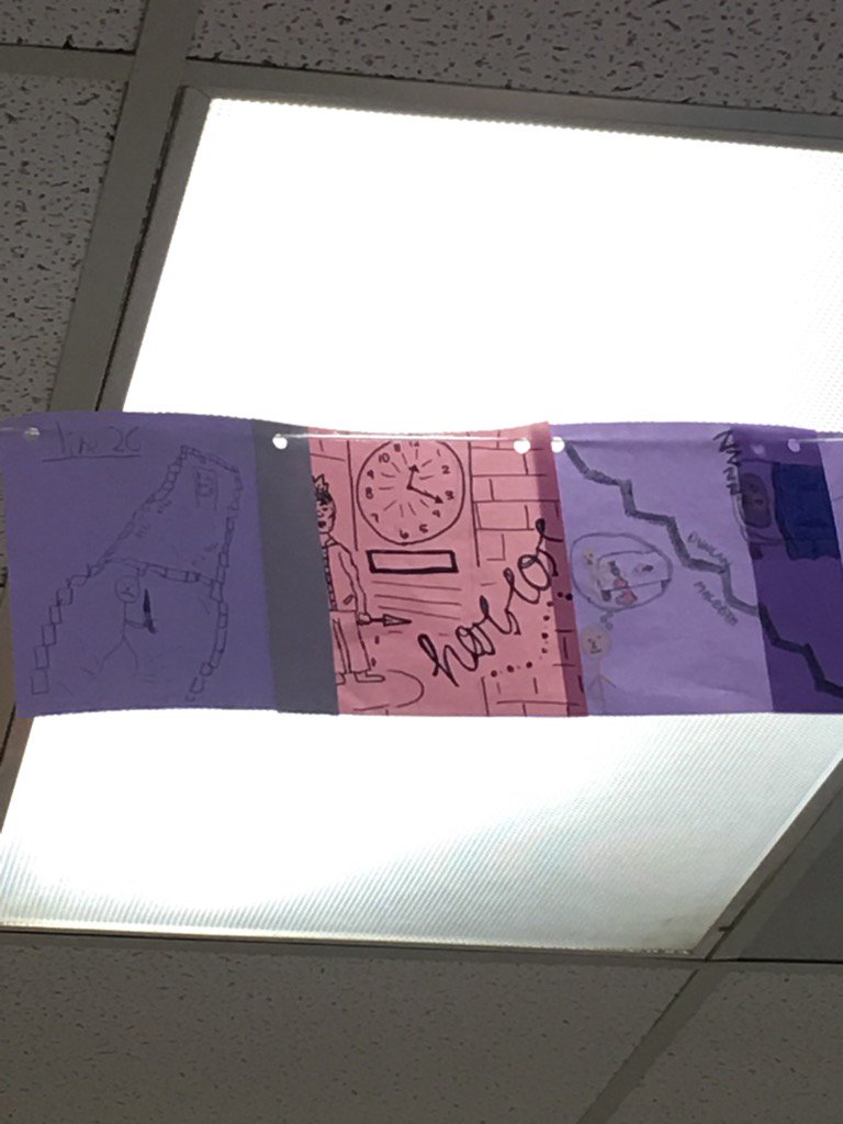 Cassie89038490's tweet image. Mrs. Howell&apos;s origami Shakespeare! @RCSWolvesPLN @TheB8Howeller #RCSWolvesPLN #TheB8Howeller #origamiShakespeare