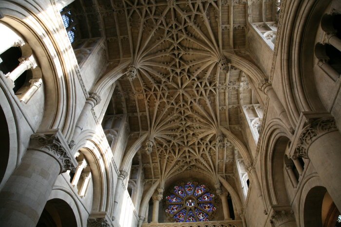 ChCh_Oxford's tweet photo. Over £2000 raised for this year's @churchurbanfund sleepover in the Cathedral on 1 December https://t.co/PKRhHvdEHG #OxfordCathedral #advent https://t.co/kSgqiHoZto