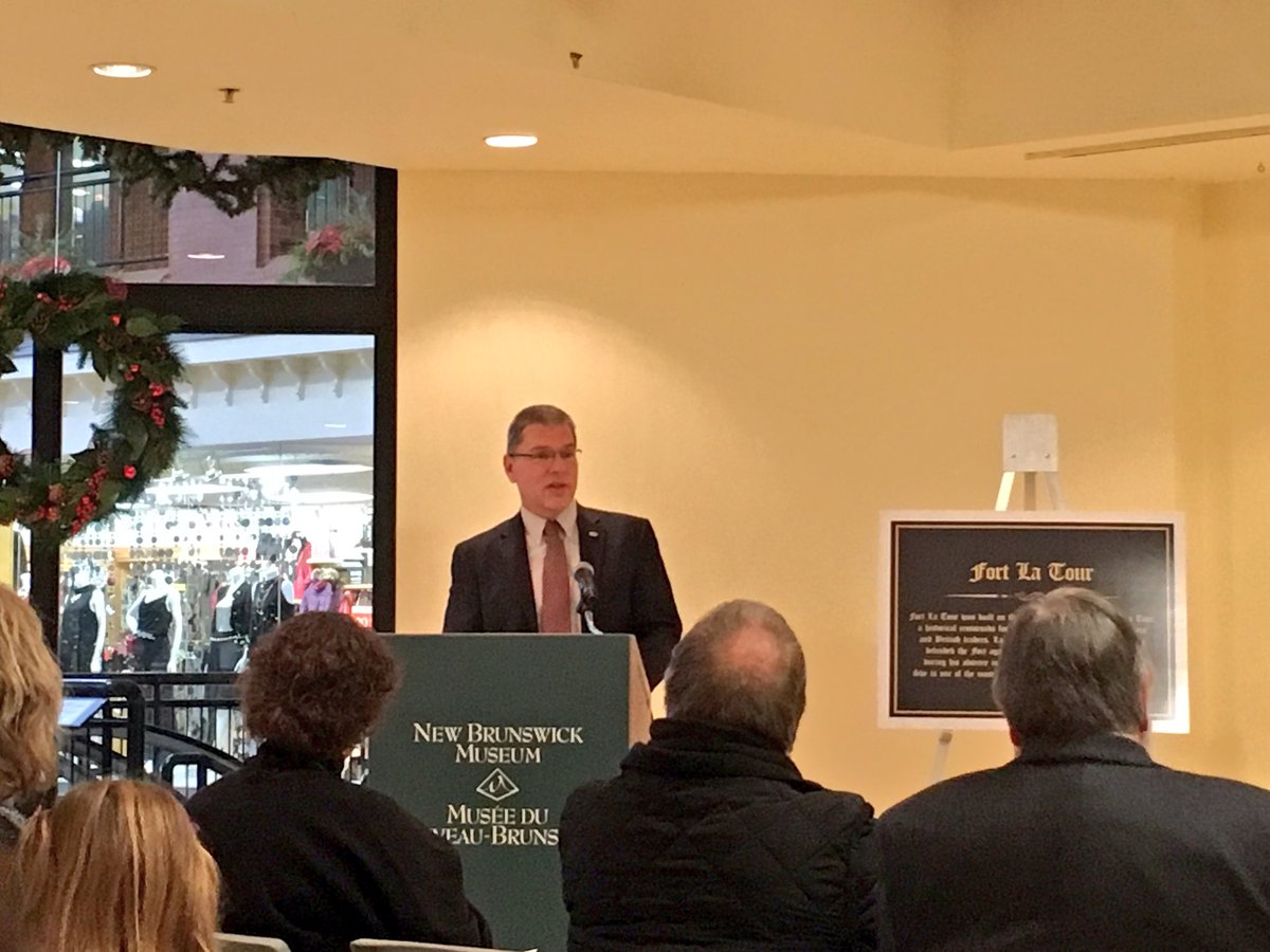 FortLaTour's tweet photo. @irvingoil Kevin Scott addresses the crowd at the #FortLaTour &amp; First Nations mural unveiling. @nbmmnb https://t.co/wjWqwX03LT