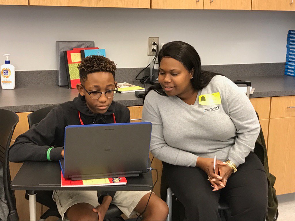 bethbarwick's tweet photo. Learning from students about #hourofcode @TMHEduE #pjfmsprograms https://t.co/Tag2V2uXLS