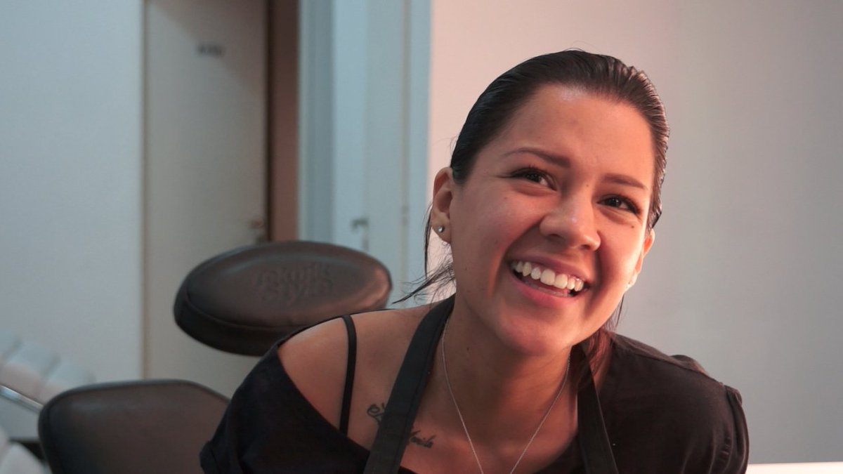 Part II of our series on migrant entrepreneurs in Bs As: Laura Higuita (Colombia) runs a beauty salon in Palermo. bit.ly/2hwtpAi