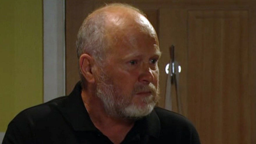TheSun's tweet photo. #EastEnders fans up in arms over Phil Mitchell’s liver transplant… and threaten to BOYCOTT the show https://t.co/IdDTVGCunA https://t.co/bnccjhofLW