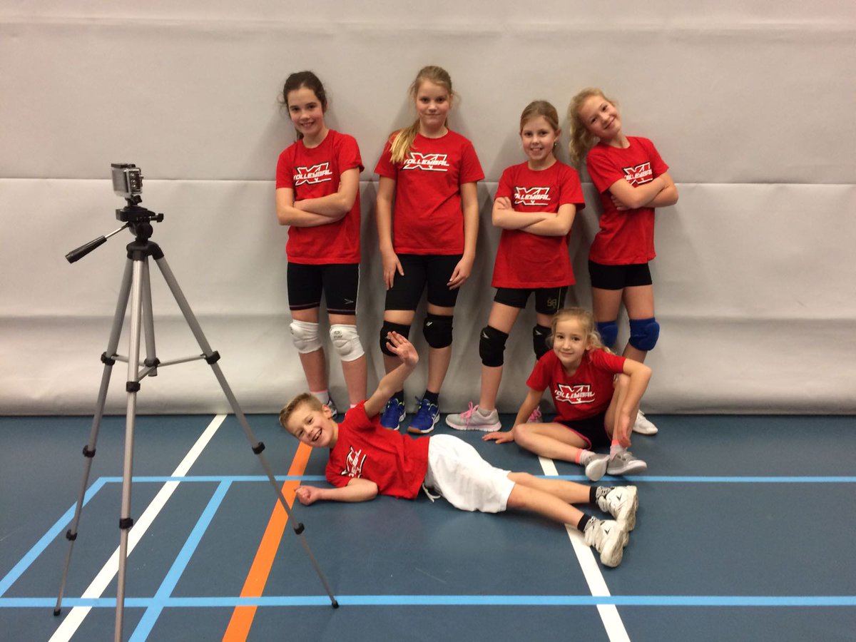 VolleyballXl's tweet photo. Time for new volleyball drills! Soon available at https://t.co/015vXP96JO https://t.co/sLdI3ZbB13