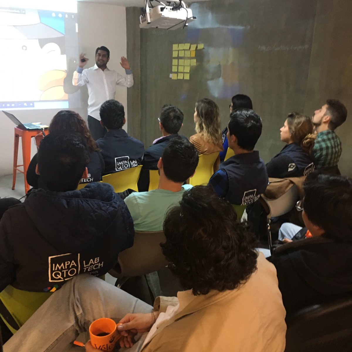 IMPAQTOec's tweet image. Último día de #IMPAQTOLabTech - Taller Apps Digitales y Plataformas Andres Hernández #GoogleLaunchPadWeek