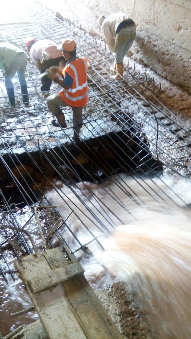 <a href="/VielmaEsTachira/">JGVM</a> y @GobiernoTachira continúan labores de armado de acero en el puente cajón en la vía a Cordero #PueblosDelSurConVenezuela