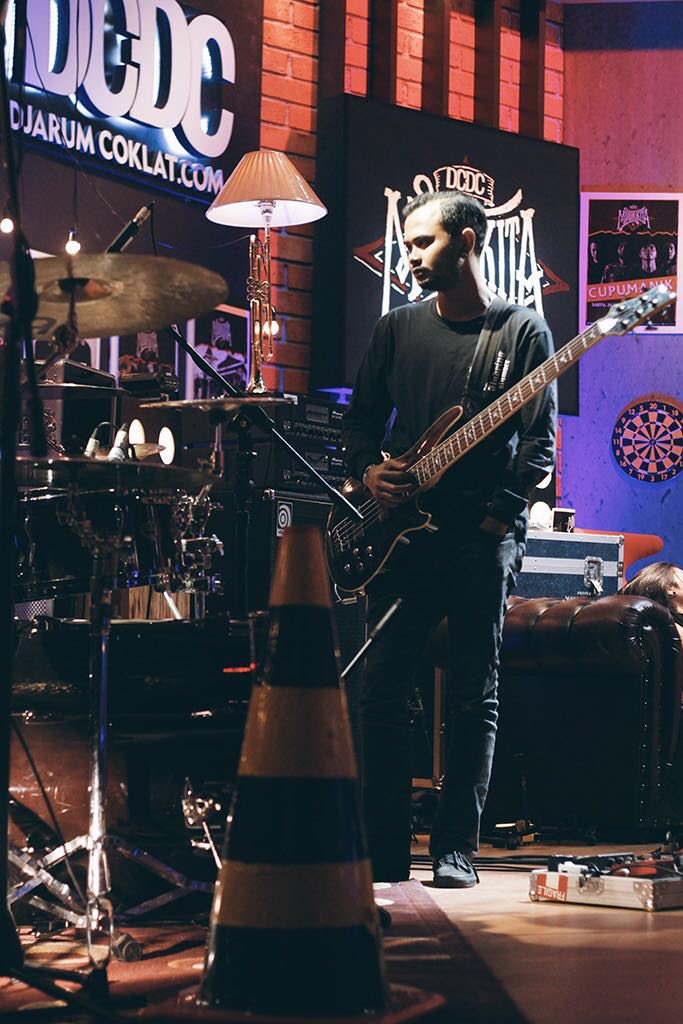 #rtfcolony ! #dcdcmusikkita @DjarumCoklat <a href="/Globaltvseru/">GTV Official</a> eps RTF tayang Sabtu 17 Des 2016 kt jg bkl bawain lagu TERBARU disana! #deathcore