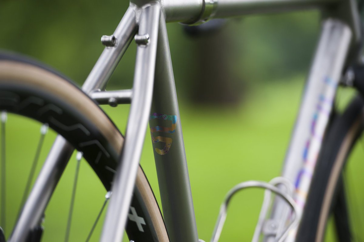 Some beautiful photos of FF540 via <a href="/dccycleworks/">districtcycleworks</a> districtcycleworks.com/blog/2016/12/8…