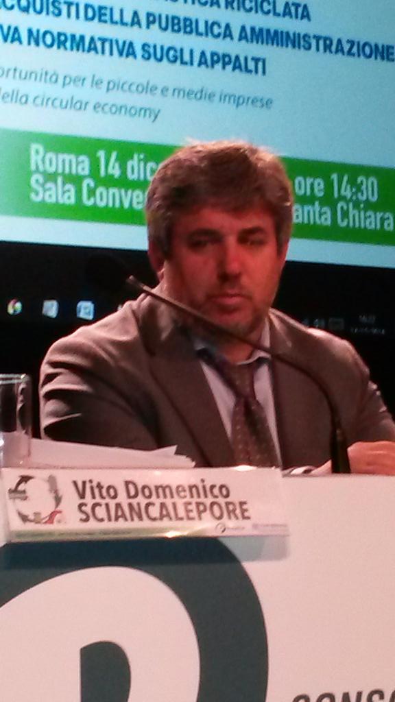 ConfcoopLavoro's tweet image. @paolofoglietti  #nuovocodiceappalti dal punto di vista delle #imprese: #pa e #imprese #partita da giocare insieme