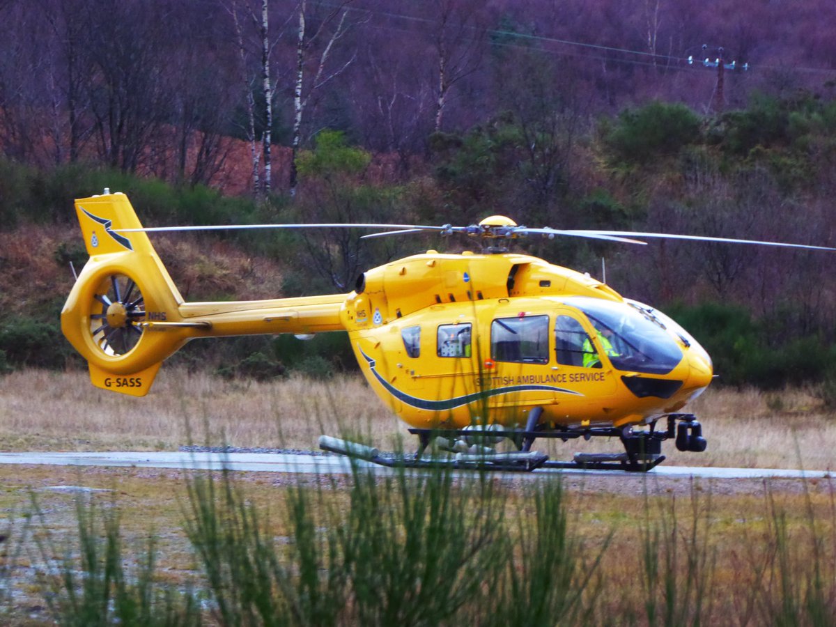 torque137's tweet photo. @scotambhelimed5 slightly damp awaiting @EMRSscotland ? in Fort William earlier today @Scotambservice #H145 #HMD5 https://t.co/gZtGOrcYug