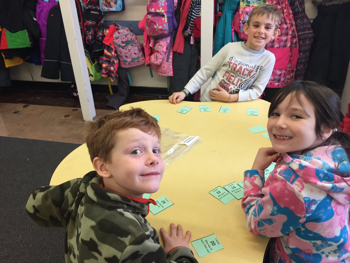mrsKroom8's tweet image. Ss playing card games to reinforce our make ten strategy..🎣 for 🔟&apos;s #dailymath #firstchat #secondchat any other card games out there?#room8