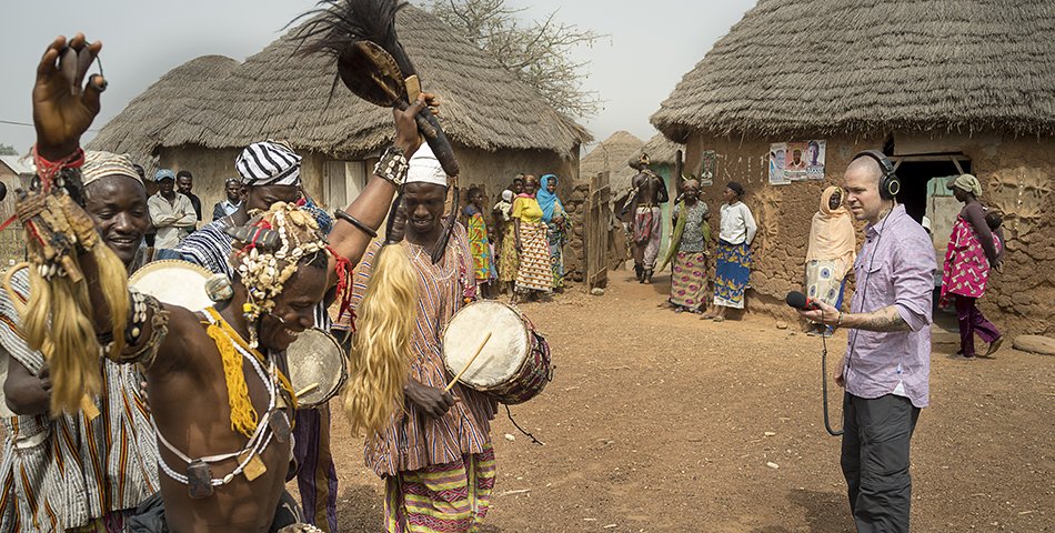 #Residente I Entrá y conocé de qué se trata el ambicioso nuevo proyecto de <a href="/Residente/">Residente</a> de <a href="/Calle13/">Calle 13</a> 🔥
metro951.com/2016/12/reside…
