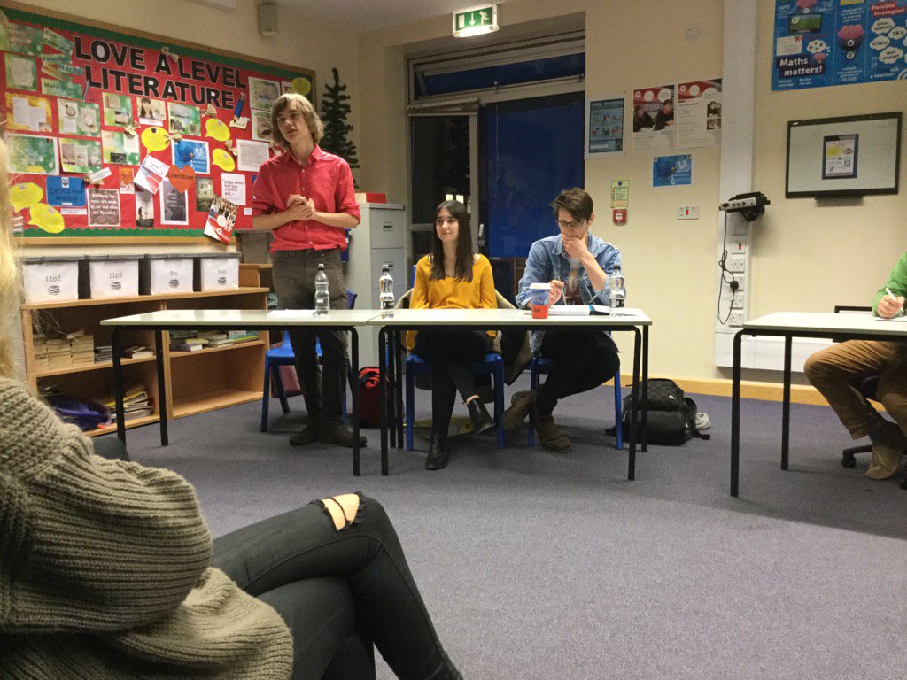 conyers_sl's tweet photo. Conyers history debate is well under way with Chris Carling starting proceedings. Good luck to all involved. https://t.co/G7IMihFxpZ
