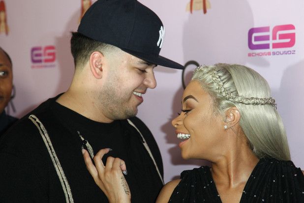 GoMichy's tweet image. Blac Chyna &amp;amp; Rob Kardashian Reportedly Set Wedding Date buff.ly/2gtPiTC