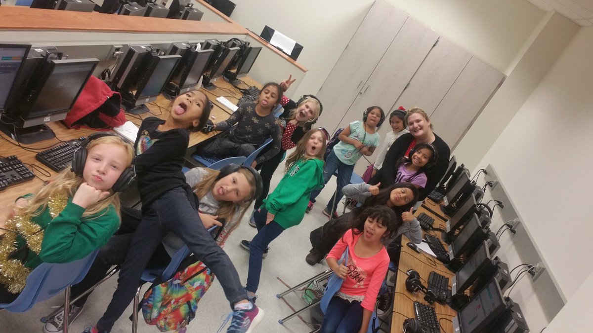 wsryan3rdgrade's tweet image. We take are taking this sooooo seriously. #Gir1c0de #HourofCode #wsryanSTEMjourney @WSRyan_DISD @DentonISDIT @dentonisd