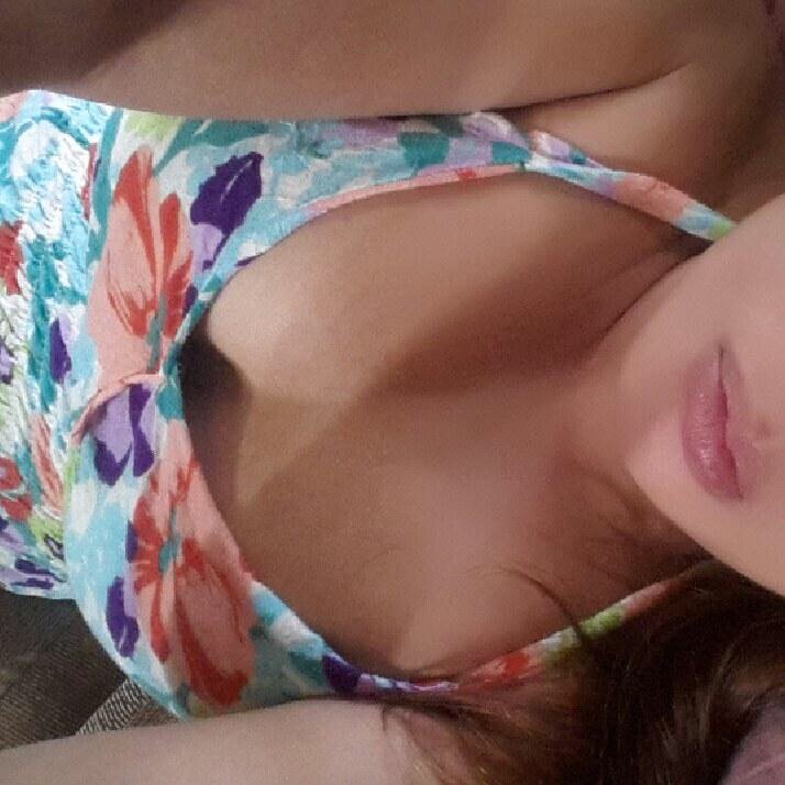 Come join me, or you'll be left behind #BIGOLIVE.  web.live.bigo.sg/2170013433_213…