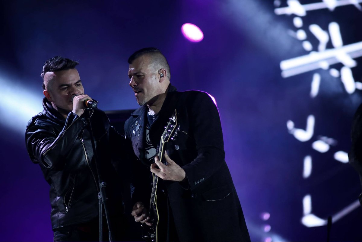 #Los25ConciertosDelAño No. 22 <a href="/catupecuoficial/">Catupecu Machu</a> (<a href="/ALMAXColombia/">ALMAX Colombia</a>) #AlAire YA en #LaClaseRadiónica → bit.ly/2gKrSJX