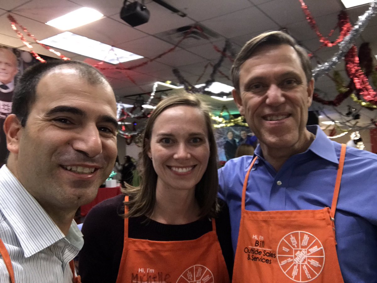 THDYuda's tweet photo. Holiday party at the SSC...  Happy Everything https://t.co/U67tlX9GOI