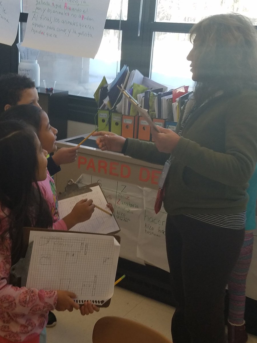 MsGistenson's tweet photo. making a scaled map of the classroom! #RedOakRockets https://t.co/sjyIFLnXUH